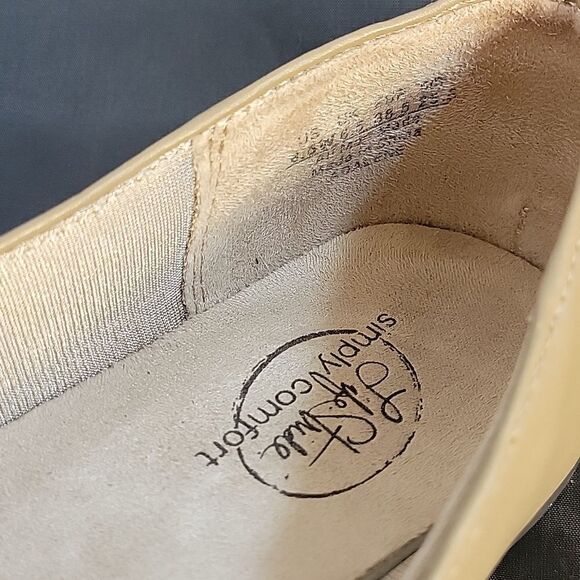 LIFETRIDE SIMPLY COMFORT ADALENE ROUND TOE SLIP-ON WOMEN"S FLAT - Picture 13 of 13